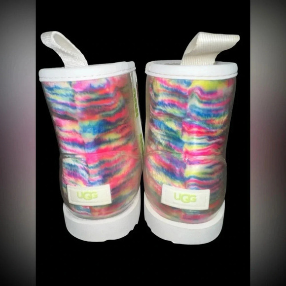 UGG CLASSIC CLEAR MINI PIXELATE MULTICOLOR WATERPROOF BOOTS SIZE 5 - Picture 3 of 8